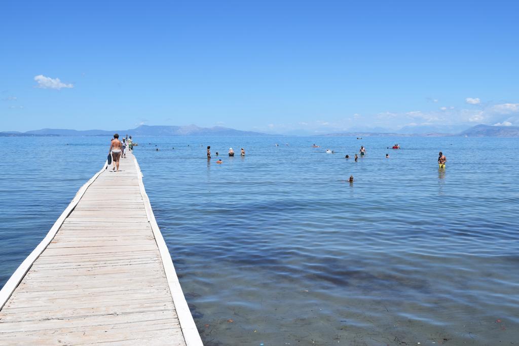 Petrakis Beach Lefkimi Extérieur photo