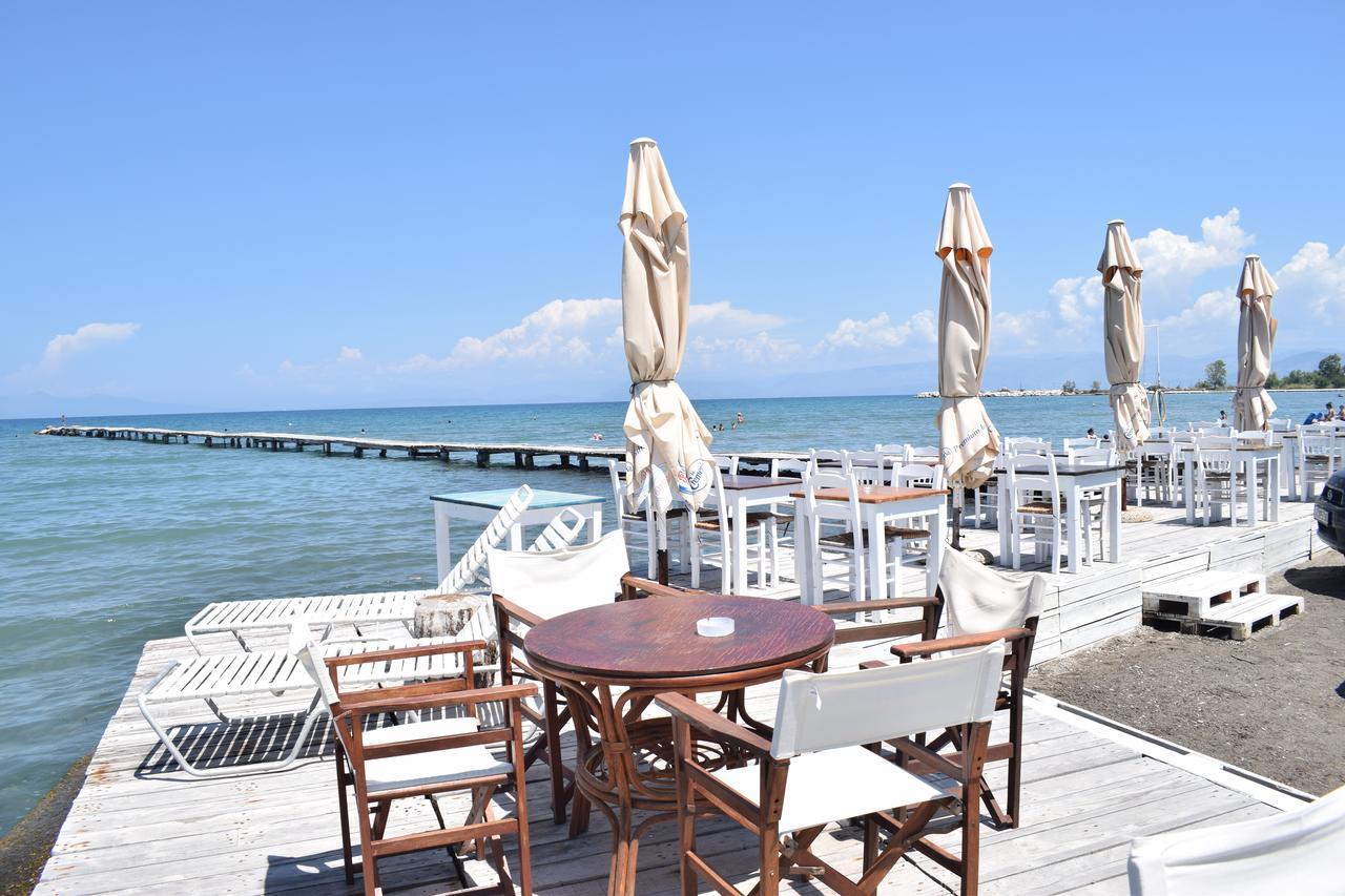 Petrakis Beach Lefkimi Extérieur photo